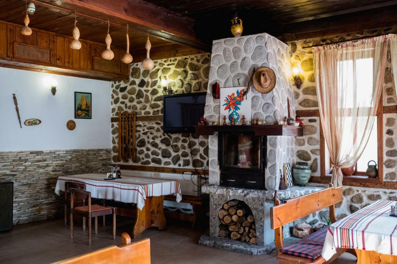 Комплекс Стария Чинар Мельник Экстерьер фото